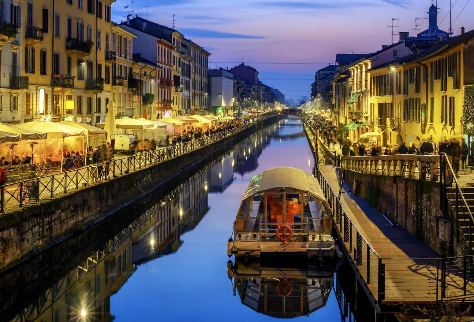 Naviglio Suite - Eleganza E Relax A 2 Min Dalla M4 E Dai Navigli Milán